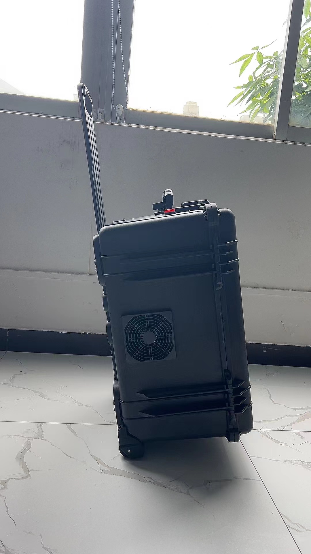 黑龙江手拉箱型移动通信干扰器